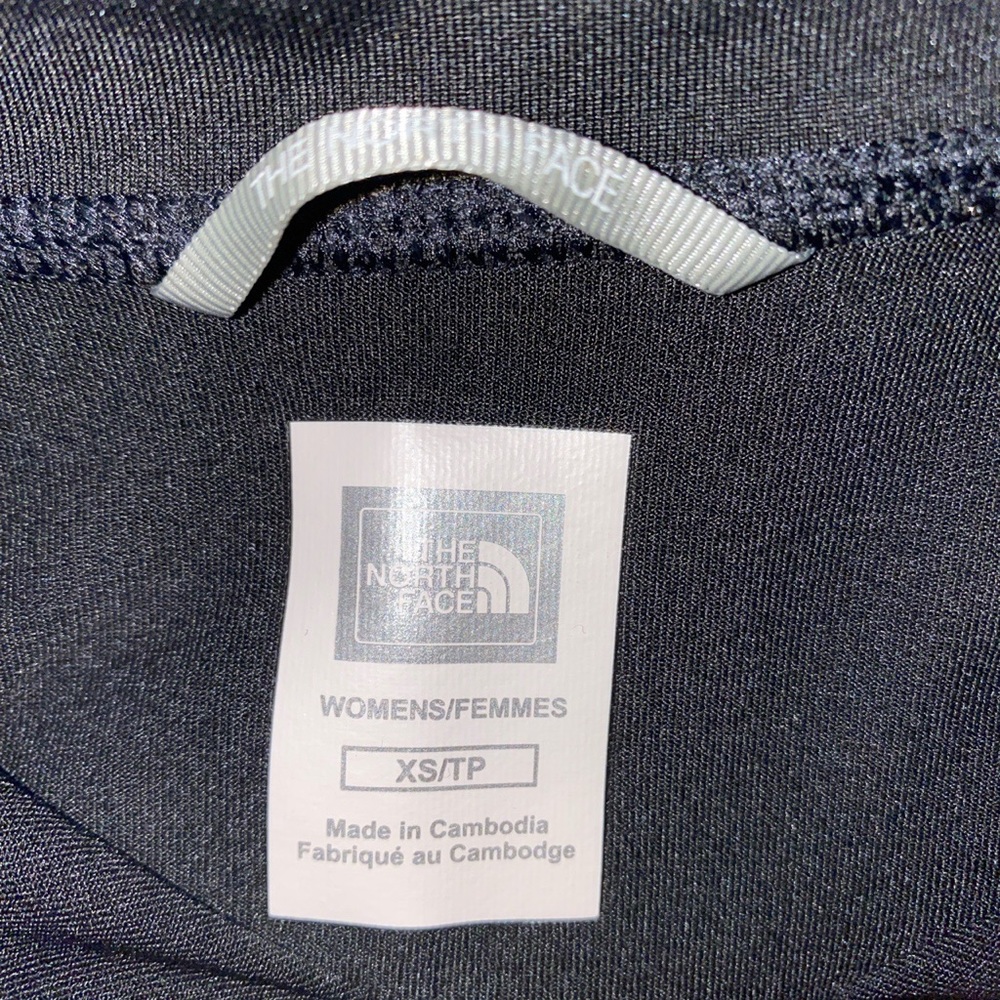Workout pullover - Picture 2 of 2